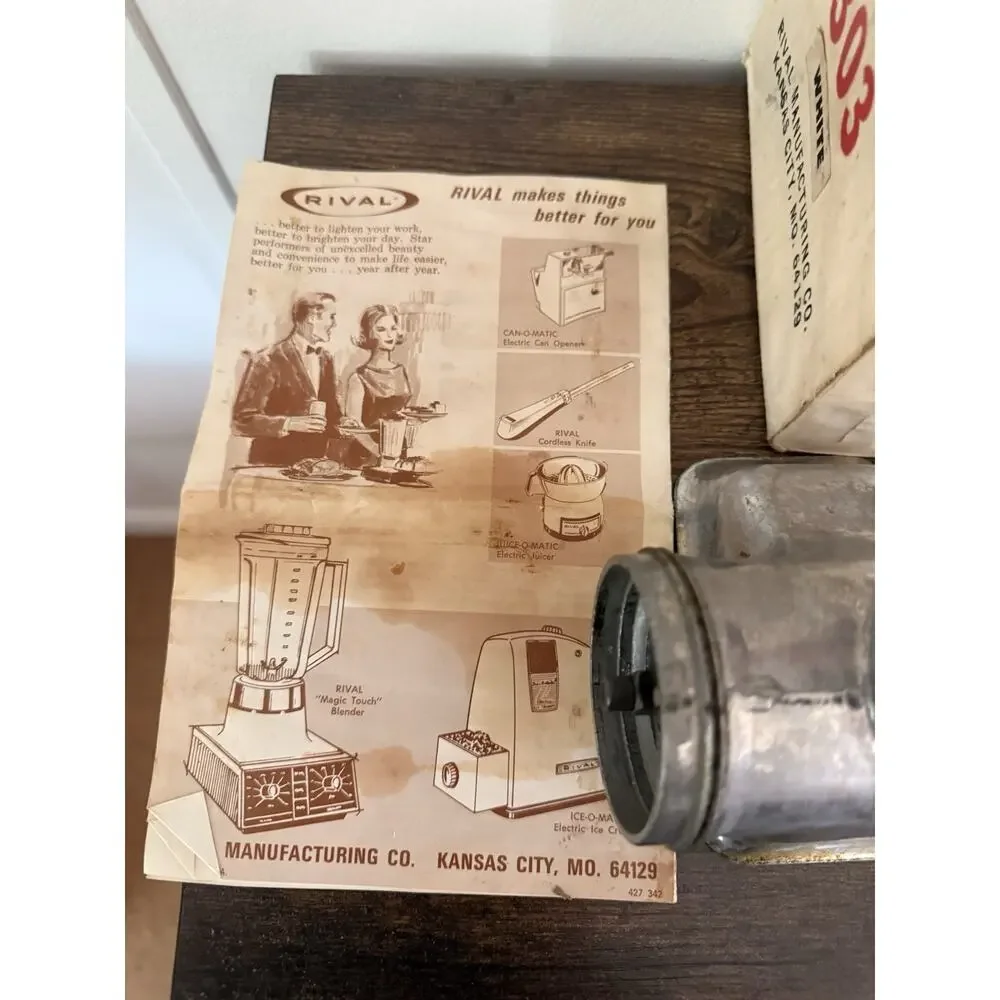 VTG Rival grind-o-mat 303 sh White Grinder/Food Chopper Manual Suction Complete